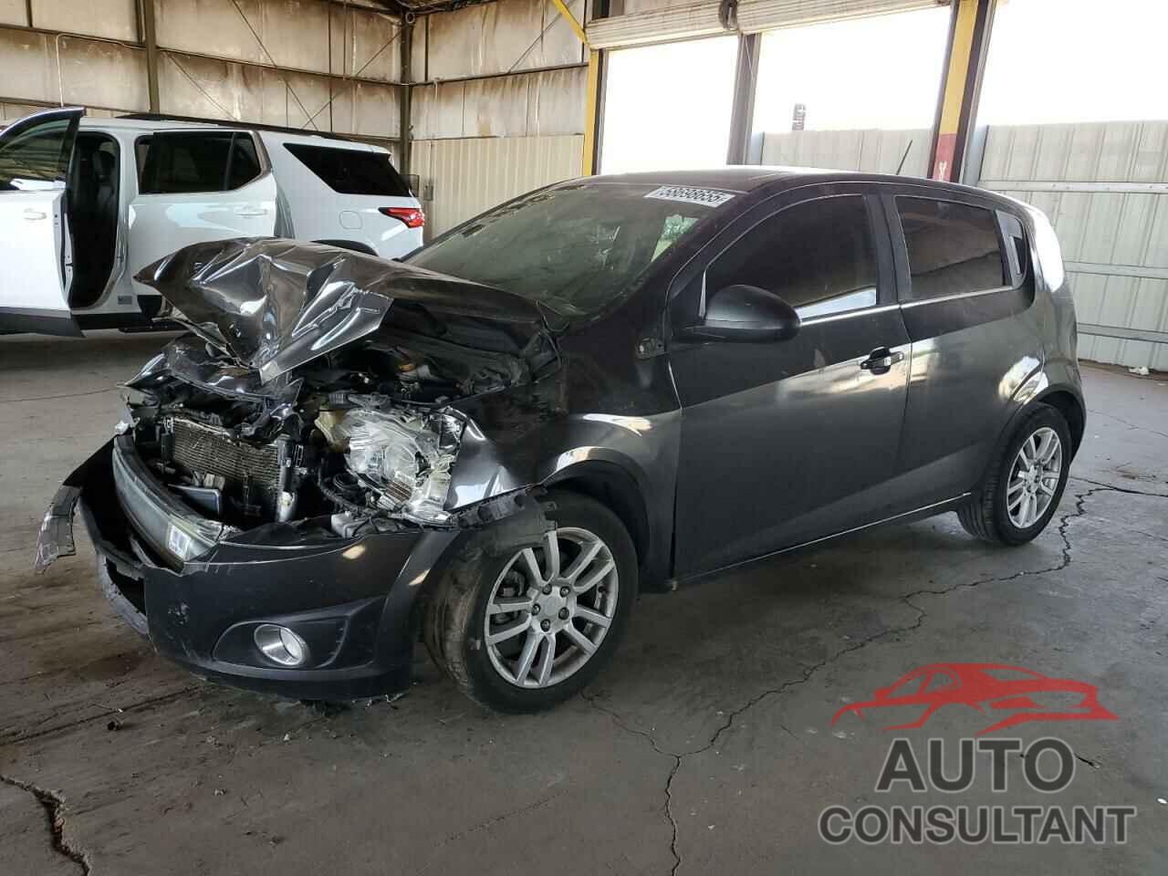 CHEVROLET SONIC 2016 - 1G1JC6SH3G4164808