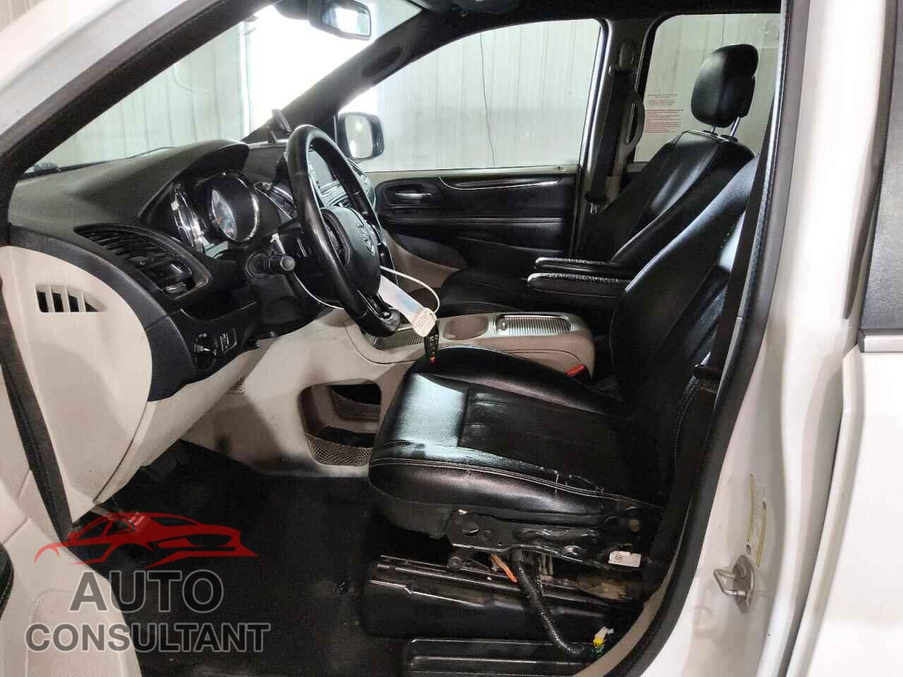 DODGE CARAVAN 2018 - 2C4RDGCG2JR302913