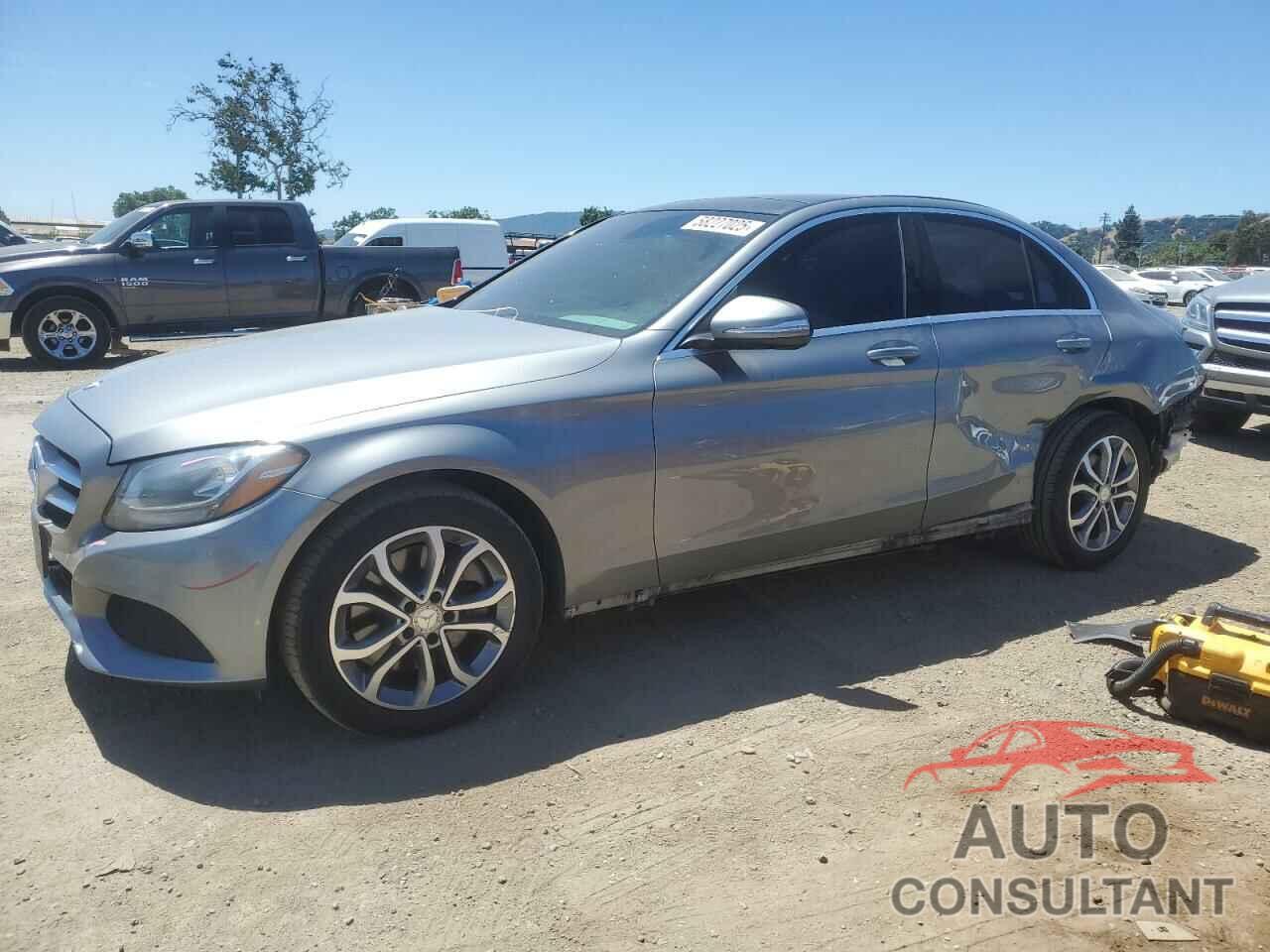MERCEDES-BENZ C-CLASS 2015 - 55SWF4KB1FU037775