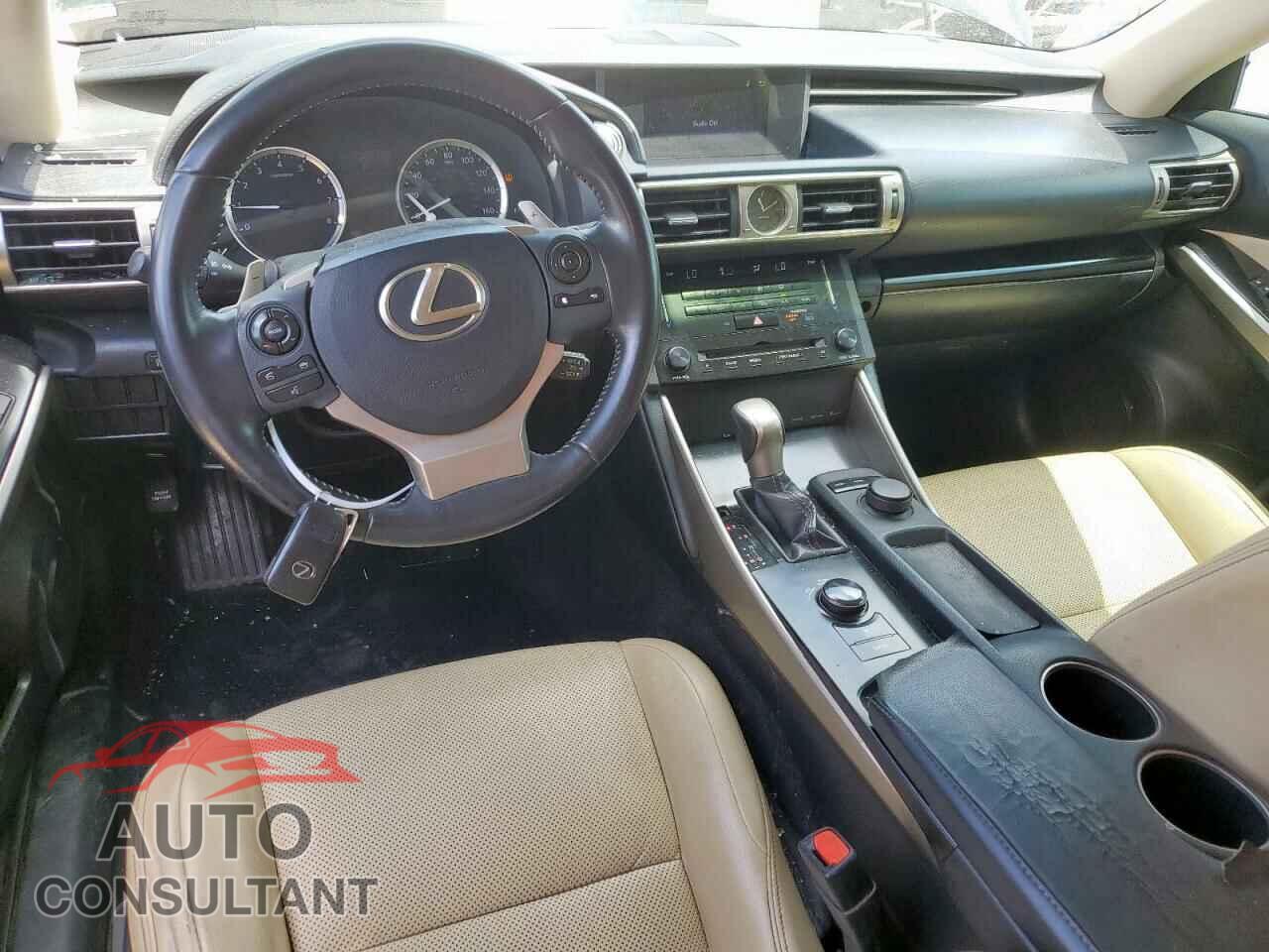 LEXUS IS 2014 - JTHBF1D21E5029539