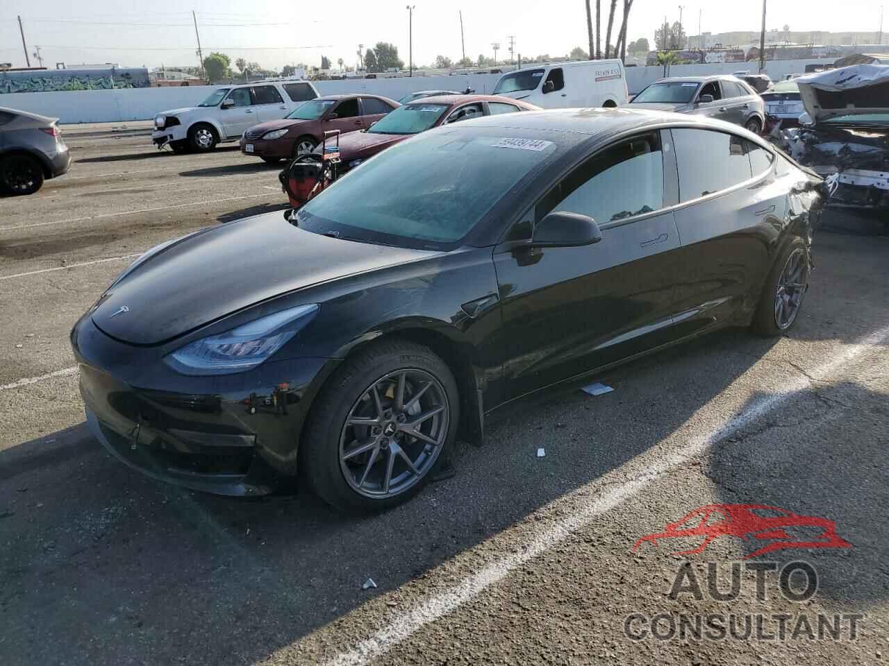 TESLA MODEL 3 2021 - 5YJ3E1EA2MF857563