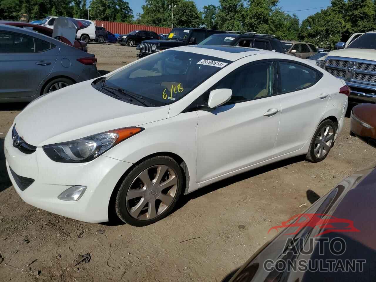 HYUNDAI ELANTRA 2013 - 5NPDH4AE2DH216601