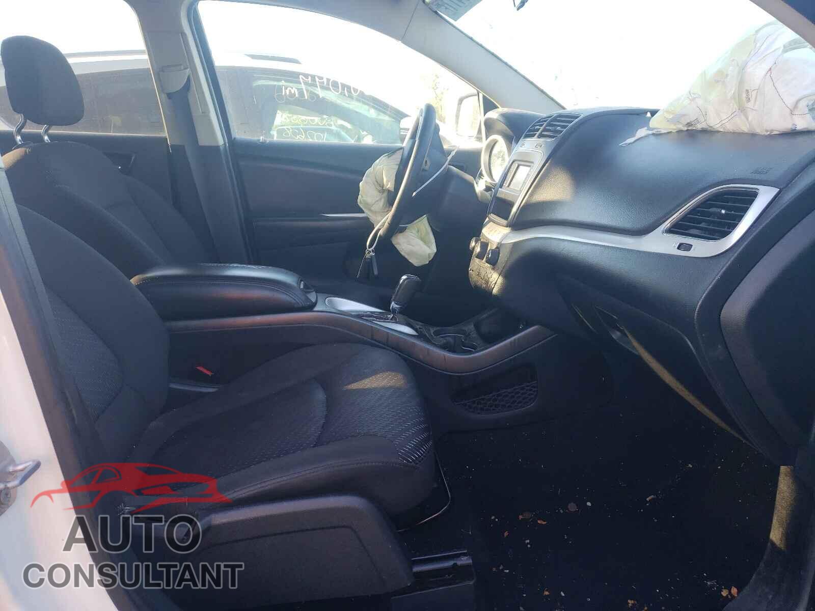DODGE JOURNEY 2017 - 3C4PDCABXHT708033