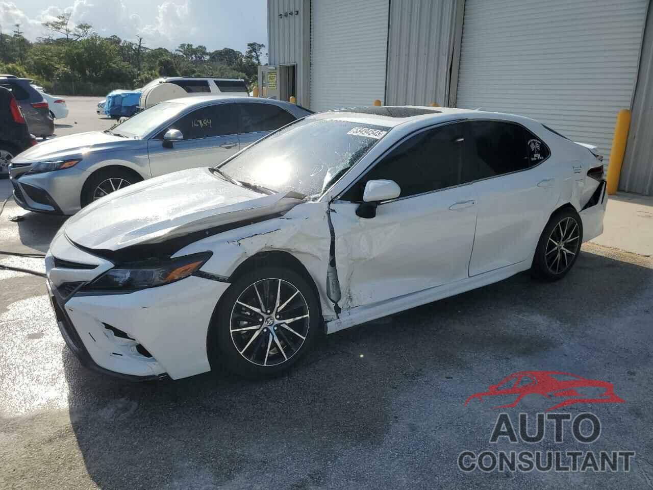 TOYOTA CAMRY 2024 - 4T1G11BK1RU115613