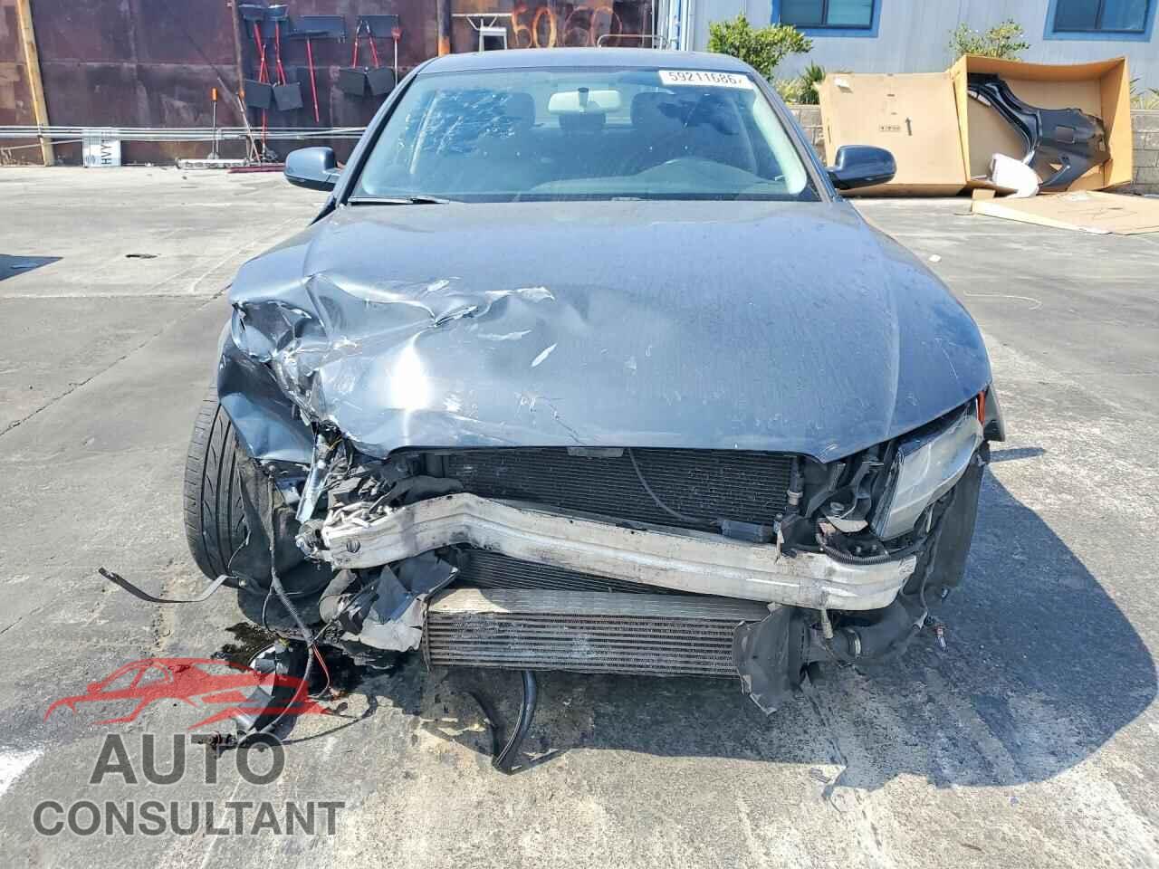 AUDI A4 2011 - WAUAFAFL2BN056101