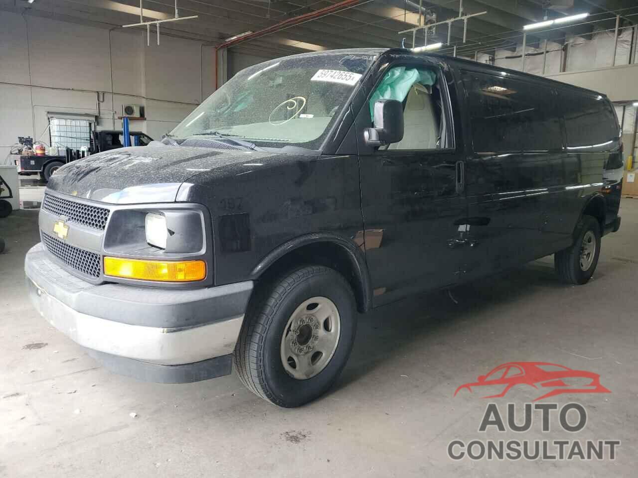 CHEVROLET EXPRESS 2017 - 1GCWGBFF9H1259458