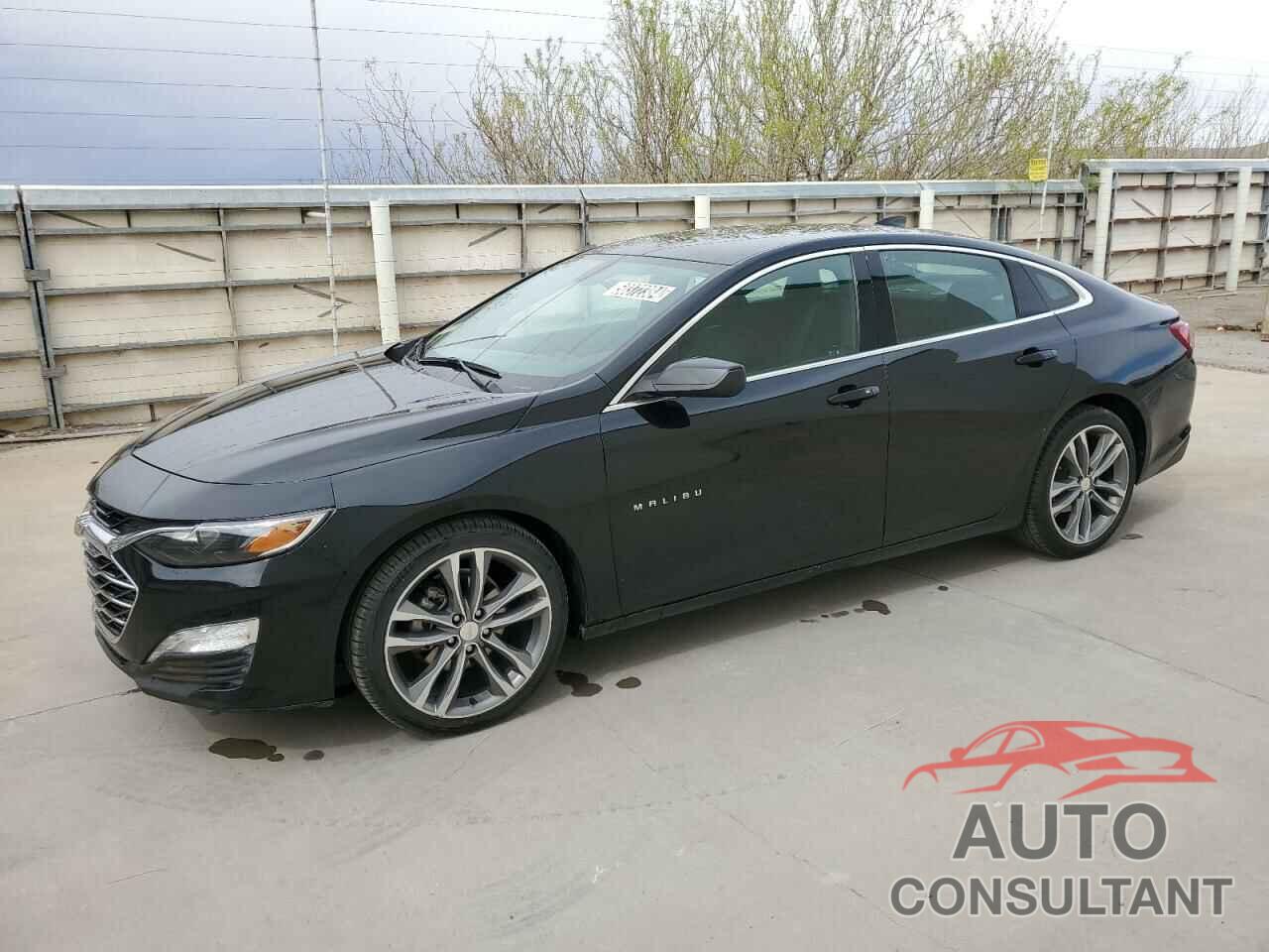 CHEVROLET MALIBU 2022 - 1G1ZD5ST5NF119918