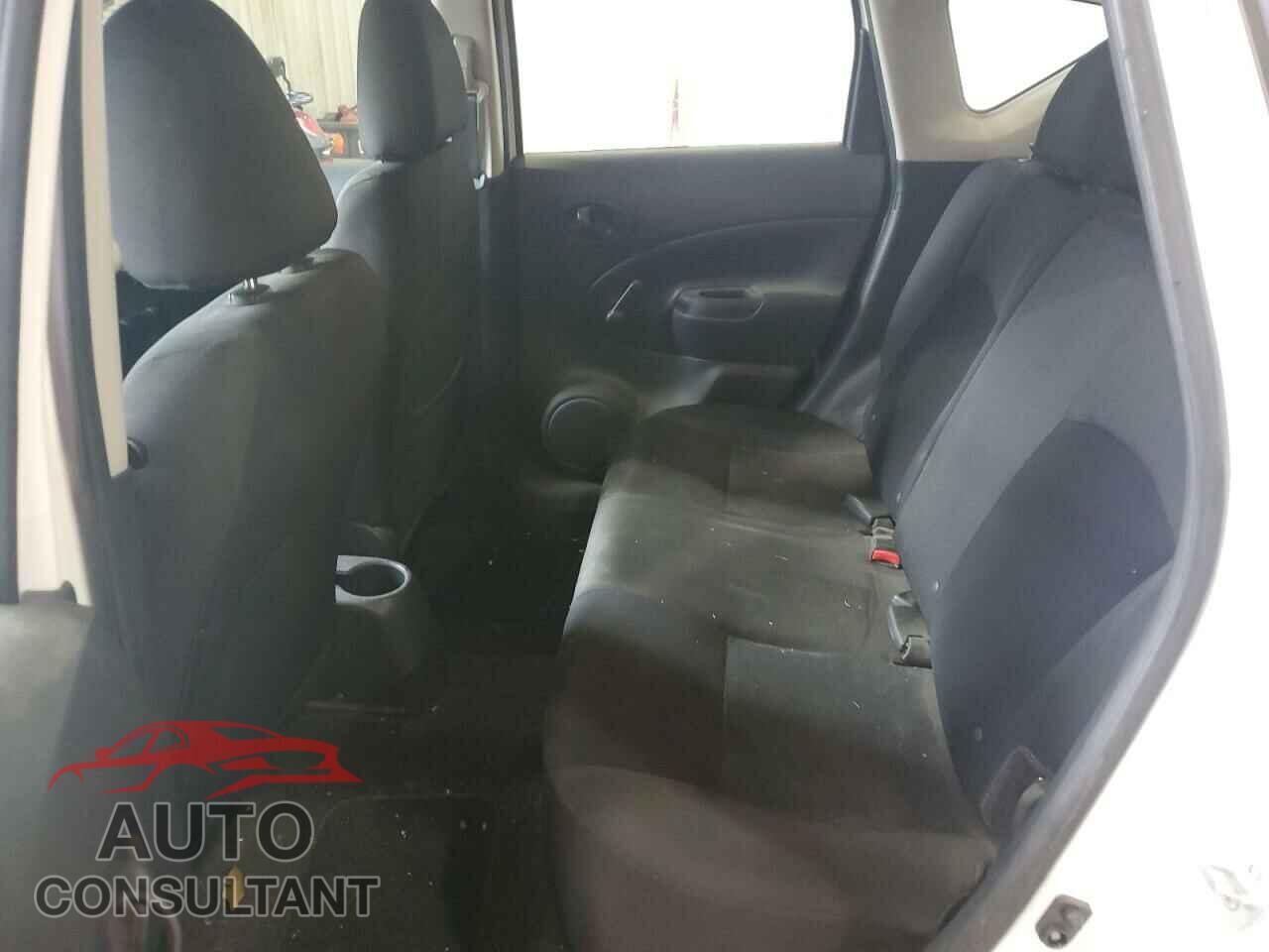 NISSAN VERSA 2017 - 3N1CE2CP3HL358200