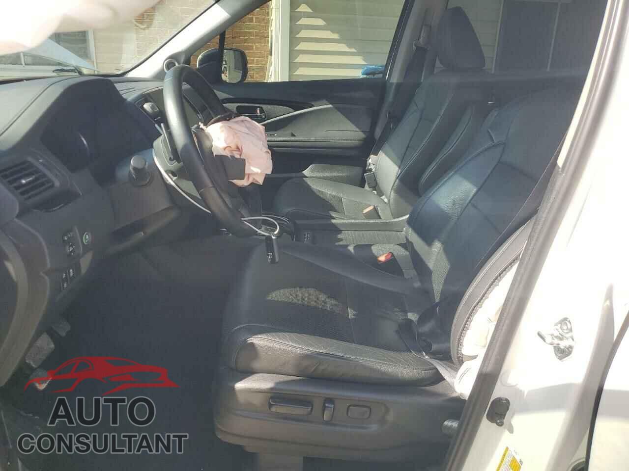 HONDA PILOT 2020 - 5FNYF6H01LB035242