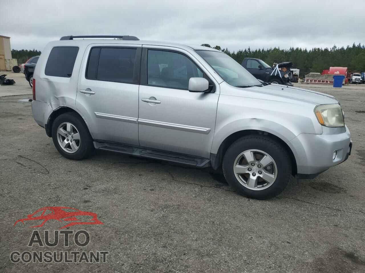 HONDA PILOT 2011 - 5FNYF3H40BB015242