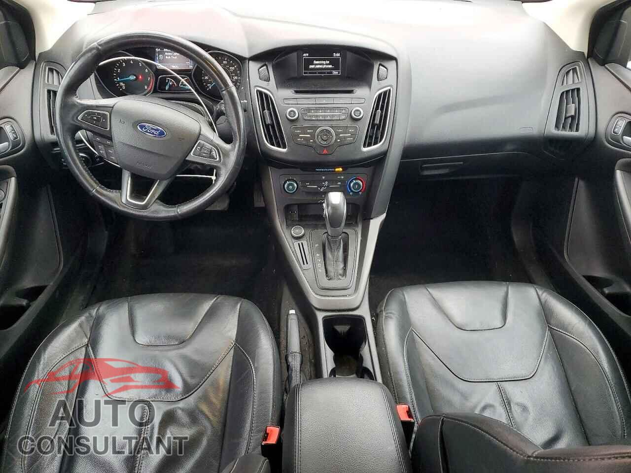 FORD FOCUS 2016 - 1FADP3F2XGL332839