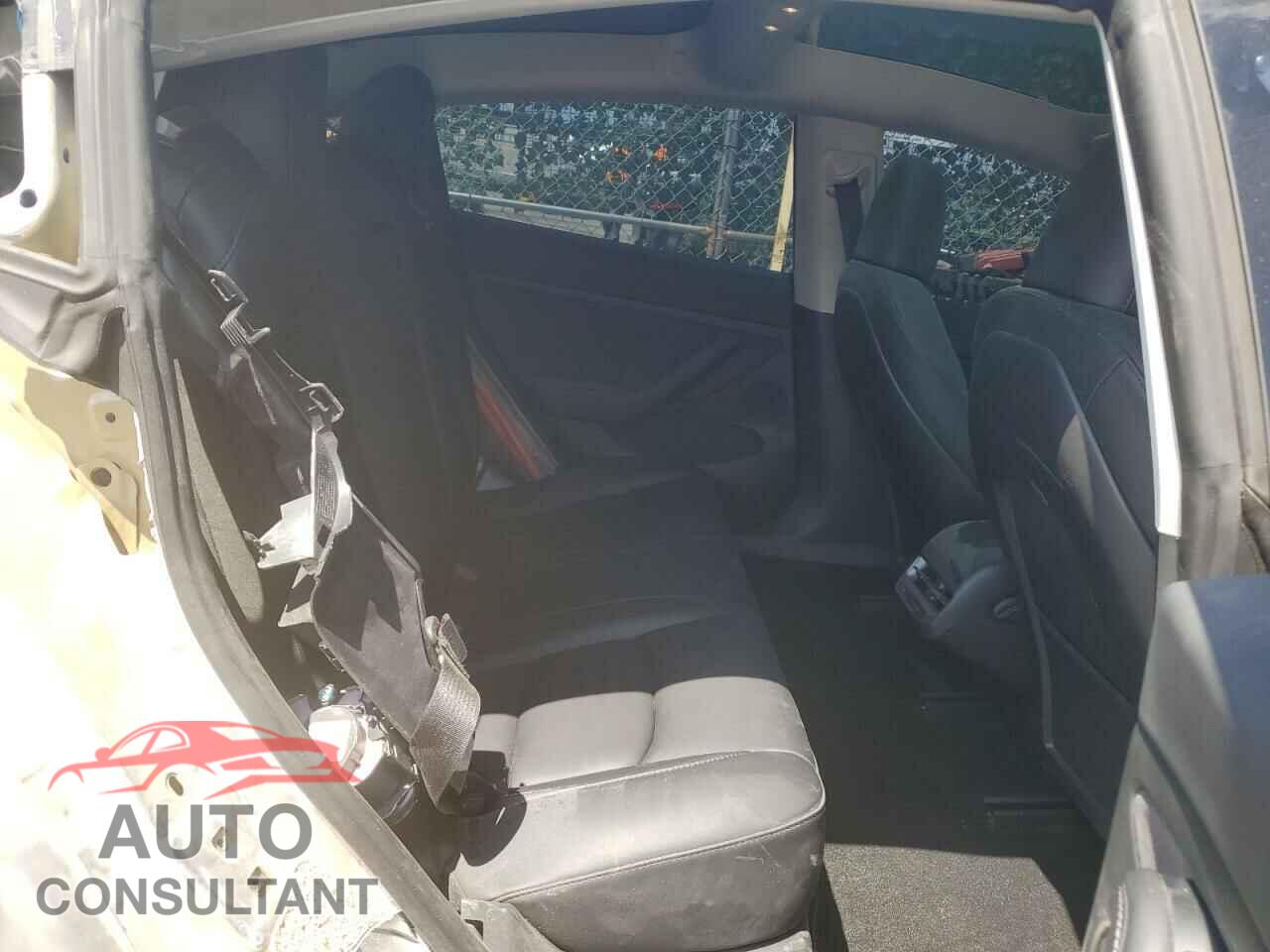 TESLA MODEL 3 2023 - 5YJ3E1EA8PF490138