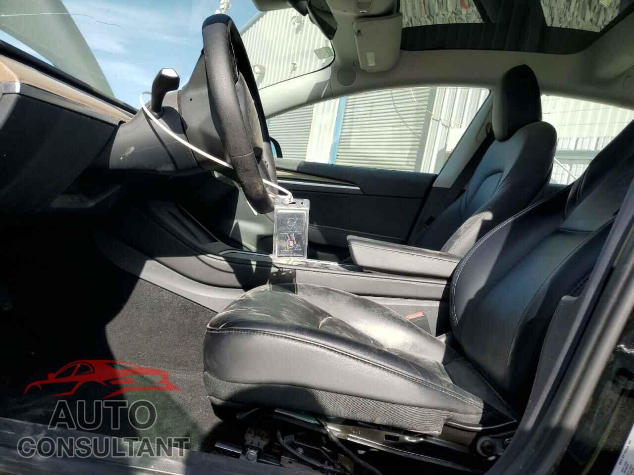 TESLA MODEL 3 2022 - 5YJ3E1EA0NF369679