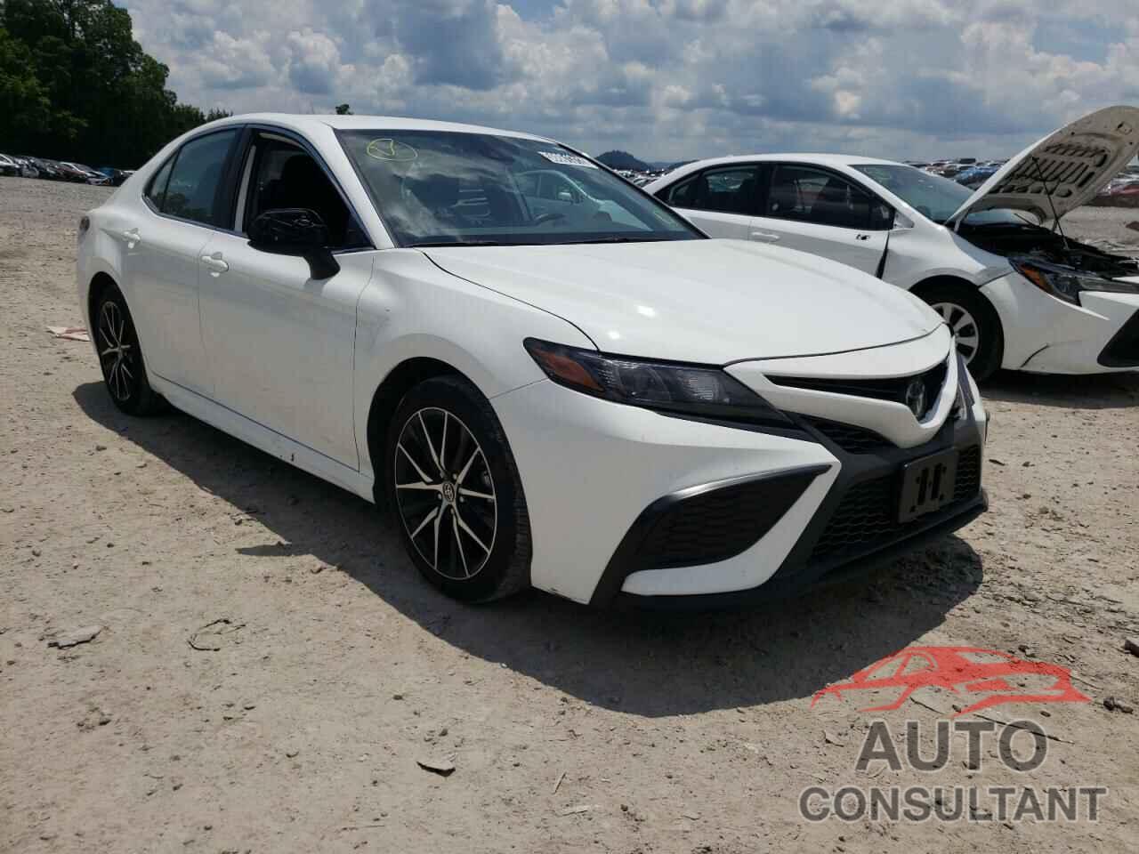 TOYOTA CAMRY 2021 - 4T1G11AK3MU457252
