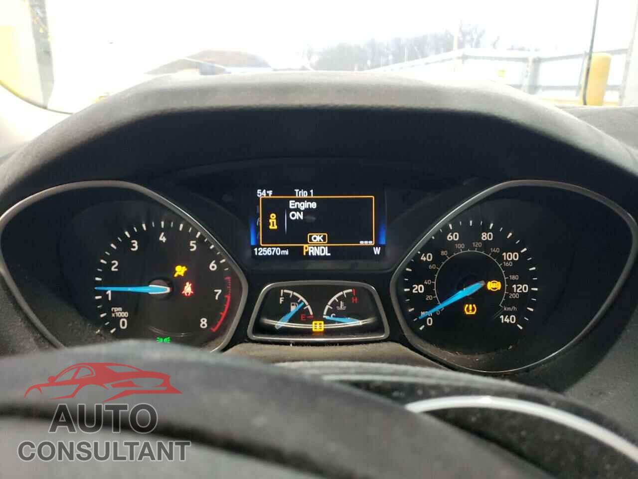FORD FOCUS 2015 - 1FADP3F25FL250046