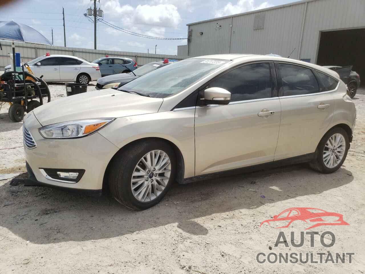 FORD FOCUS 2018 - 1FADP3N2XJL275549