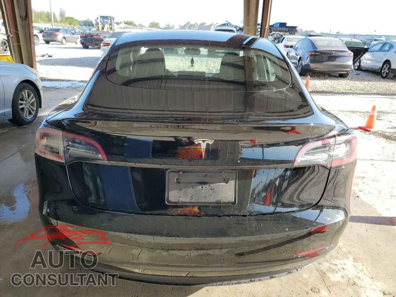 TESLA MODEL 3 2022 - 5YJ3E1EA7NF187199