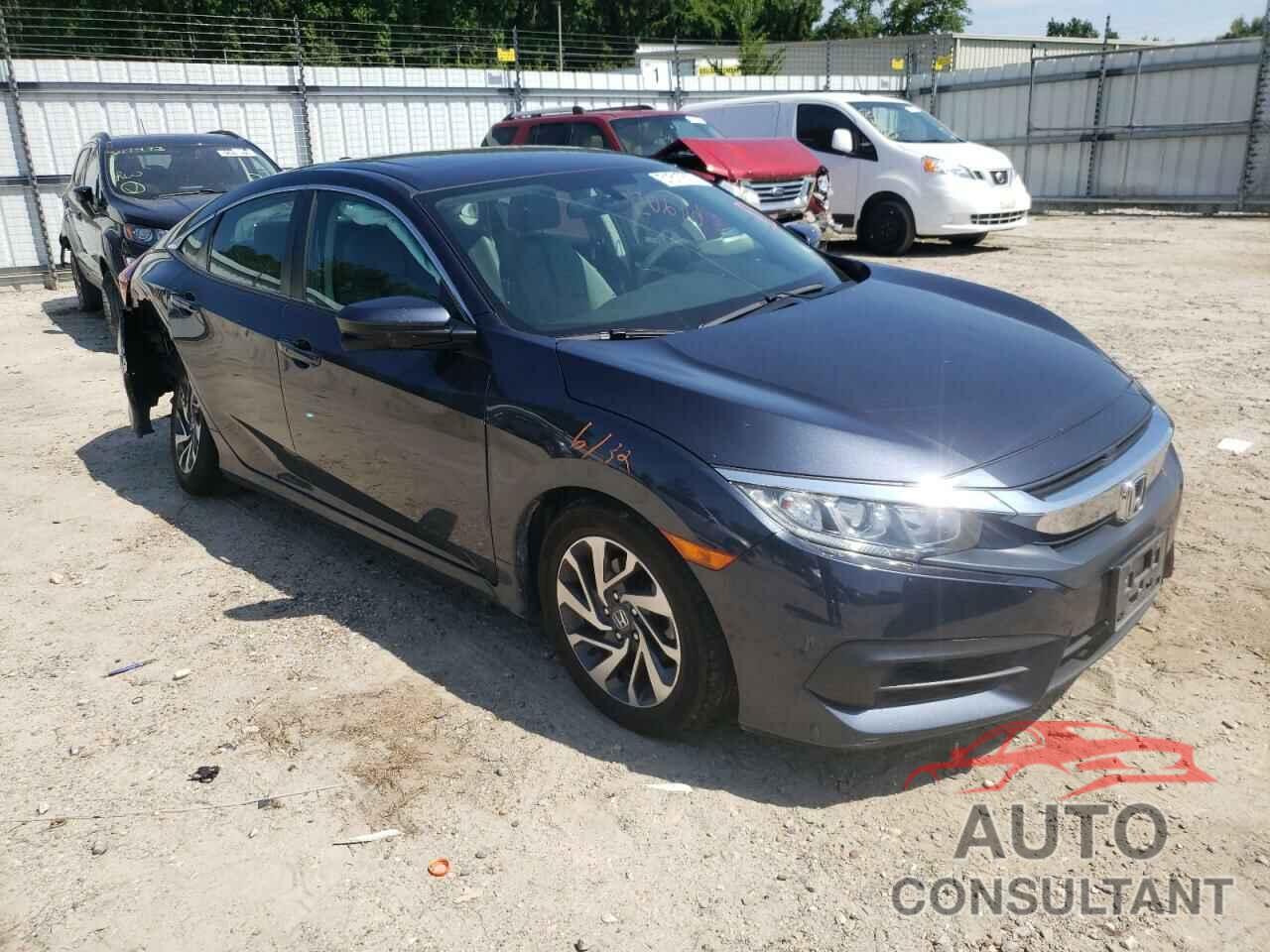 HONDA CIVIC 2018 - 2HGFC2F75JH555171