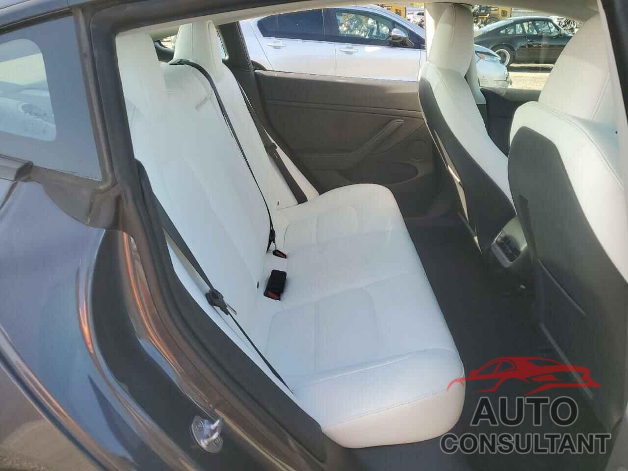TESLA MODEL 3 2023 - 5YJ3E1EA9PF710757