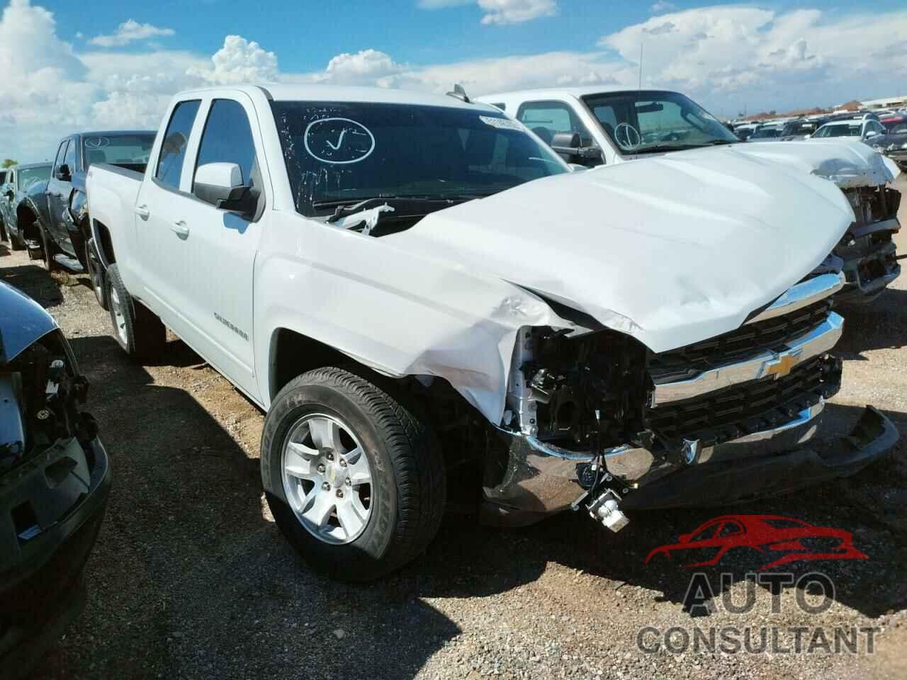 CHEVROLET SILVERADO 2018 - 1GCVKREH8JZ152592