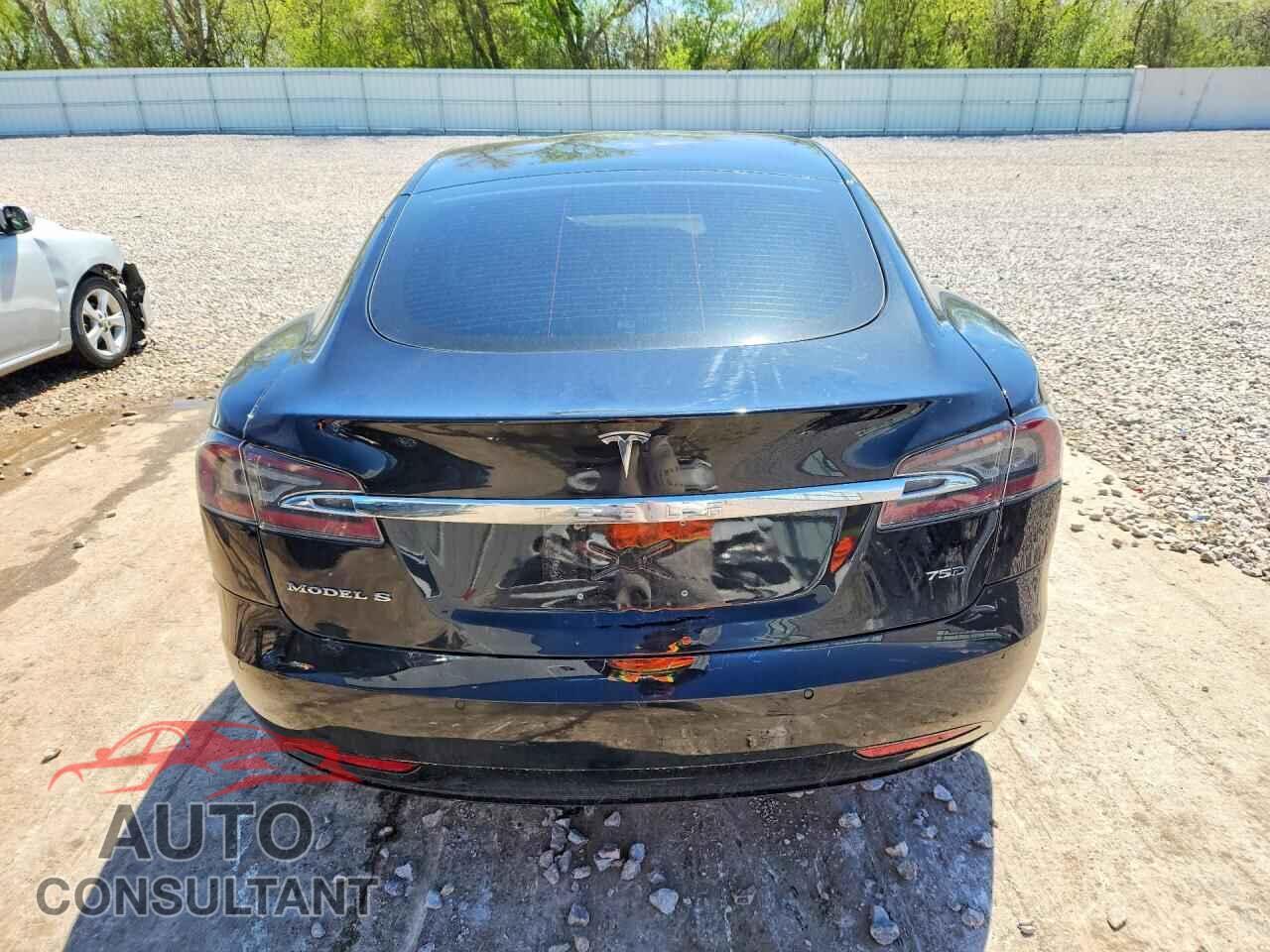 TESLA MODEL S 2017 - 5YJSA1E25HF216252
