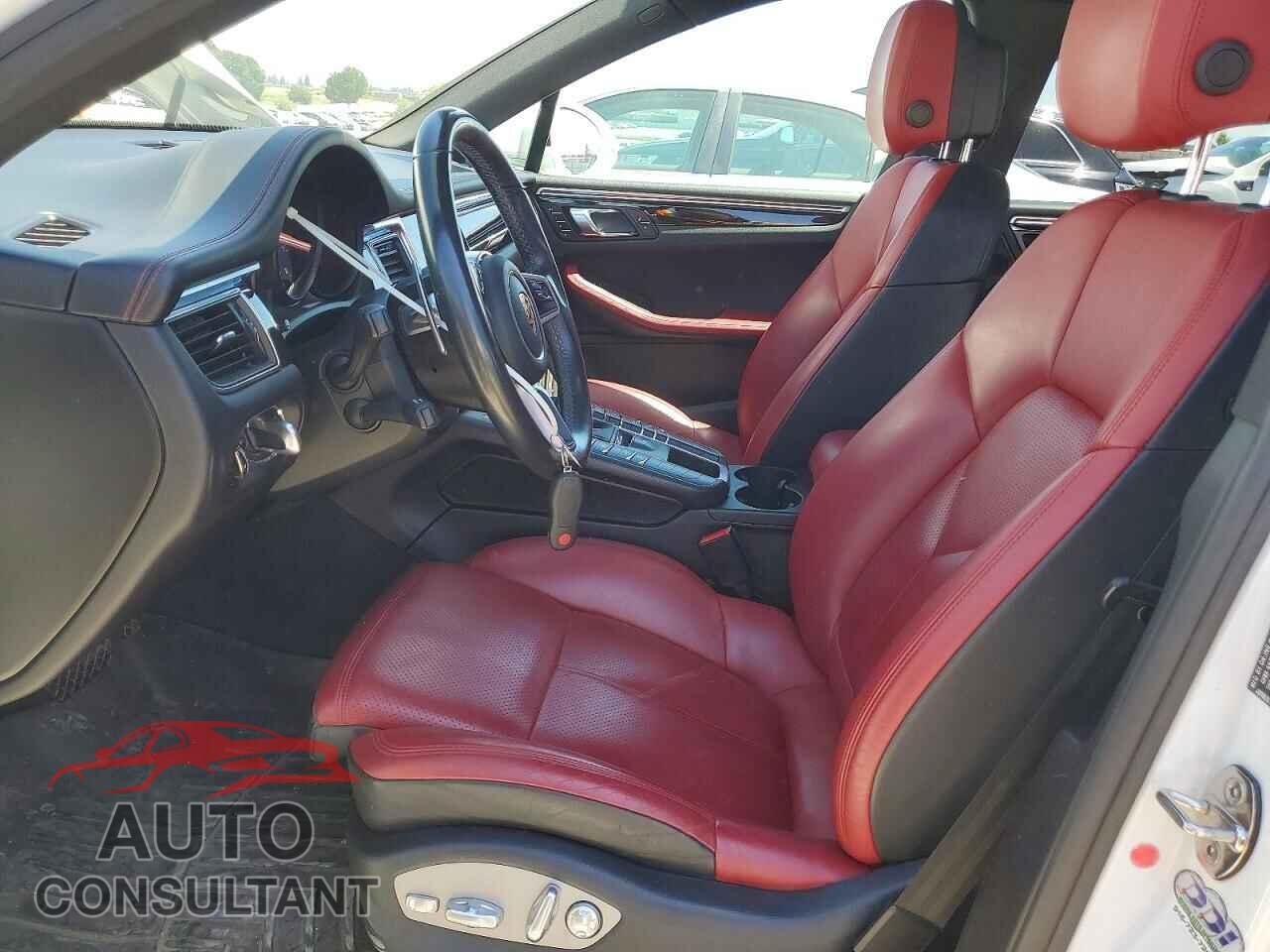 PORSCHE MACAN 2018 - WP1AB2A52JLB37668