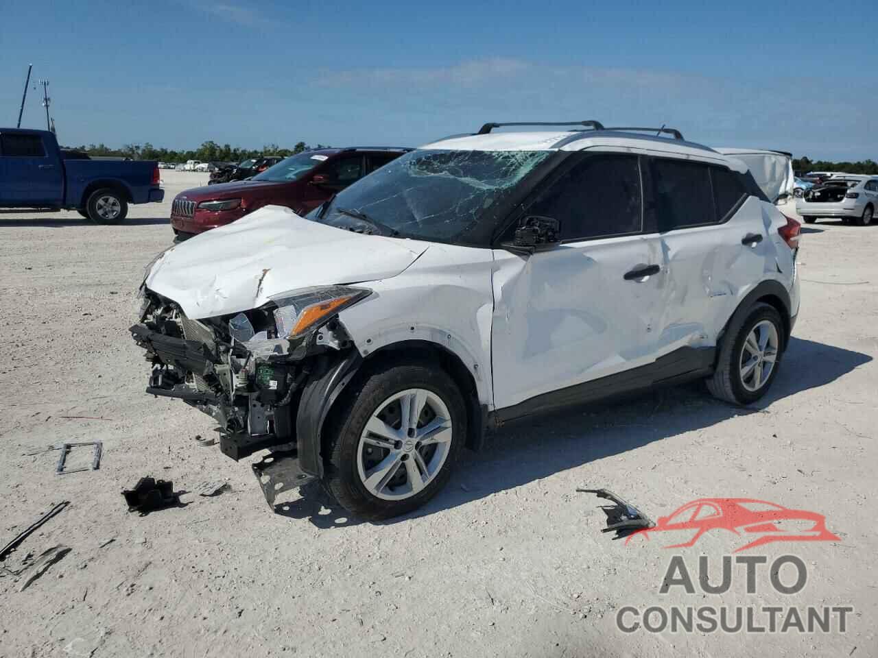 NISSAN KICKS 2018 - 3N1CP5CU0JL508528