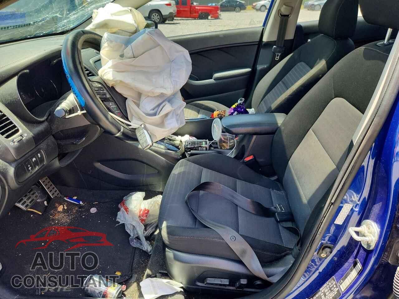 KIA FORTE 2017 - 3KPFL4A78HE041015