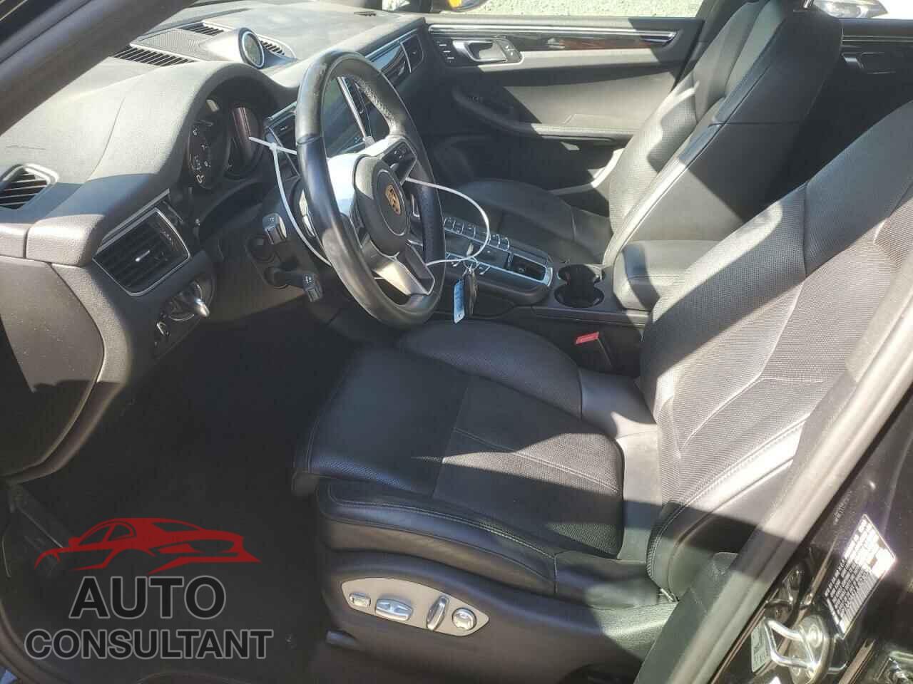 PORSCHE MACAN 2018 - WP1AA2A51JLB23070