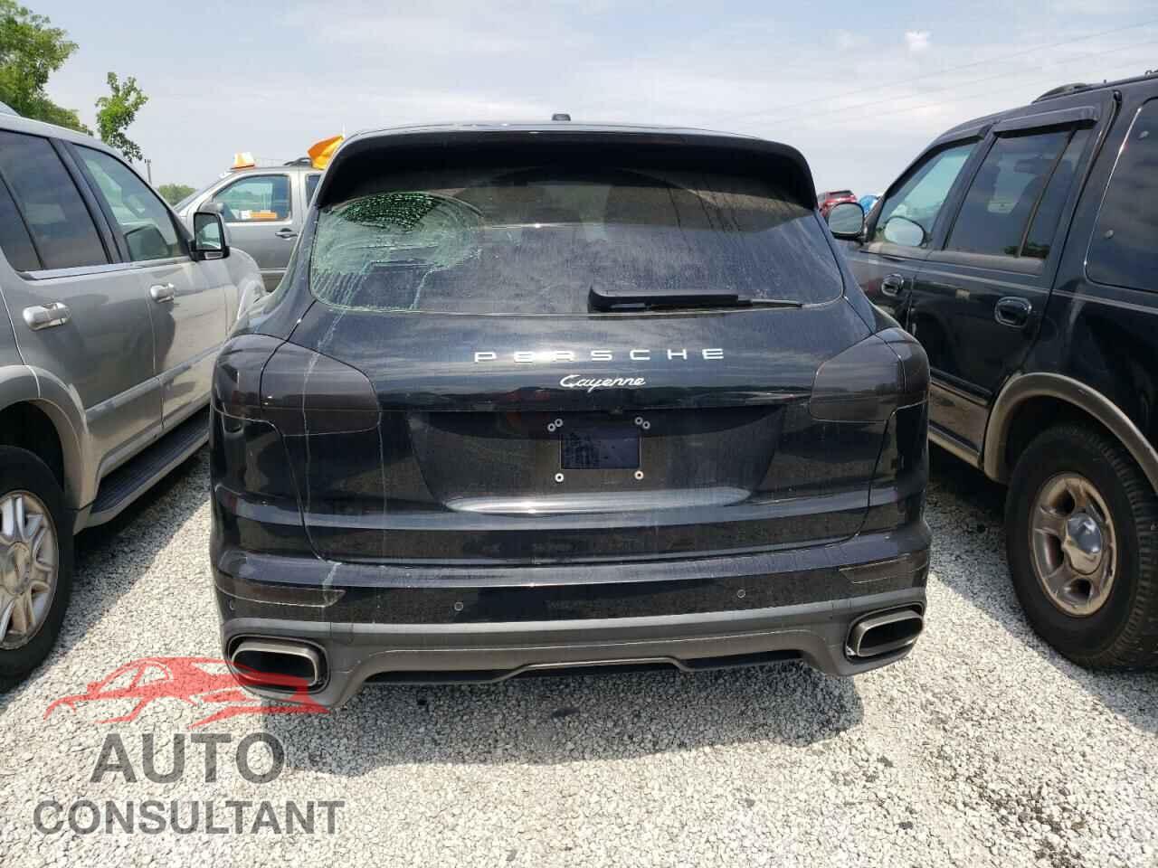 PORSCHE CAYENNE 2016 - WP1AA2A29GLA11308