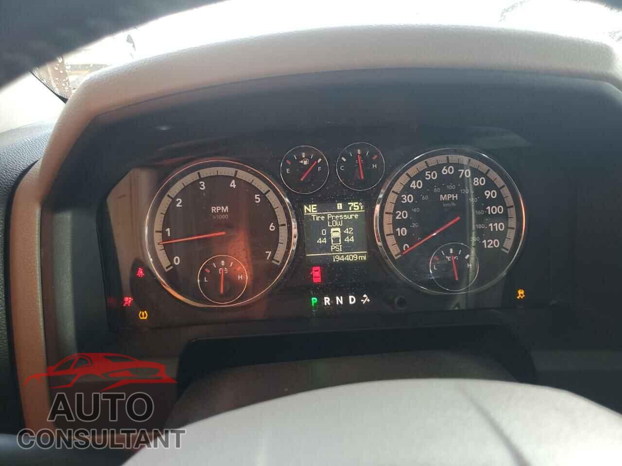 DODGE RAM 1500 2012 - 1C6RD6LT5CS153428