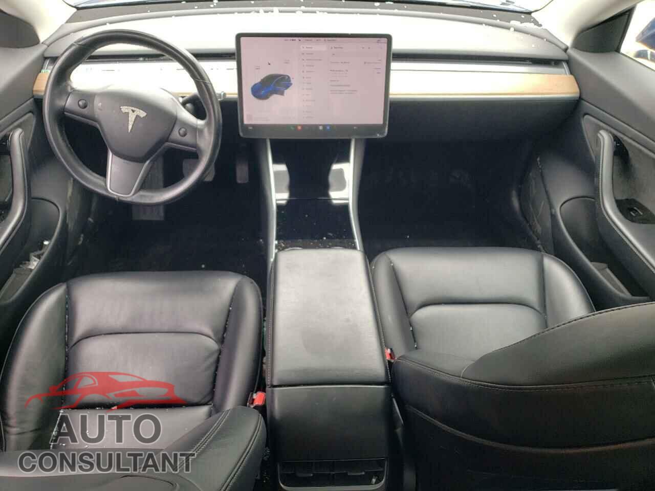 TESLA MODEL 3 2018 - 5YJ3E1EB9JF064720