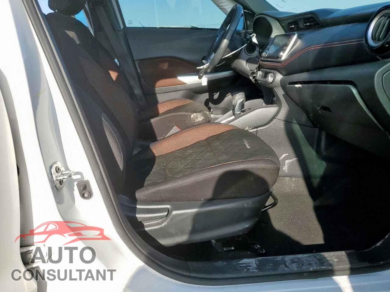 NISSAN KICKS 2019 - 3N1CP5CU3KL492133