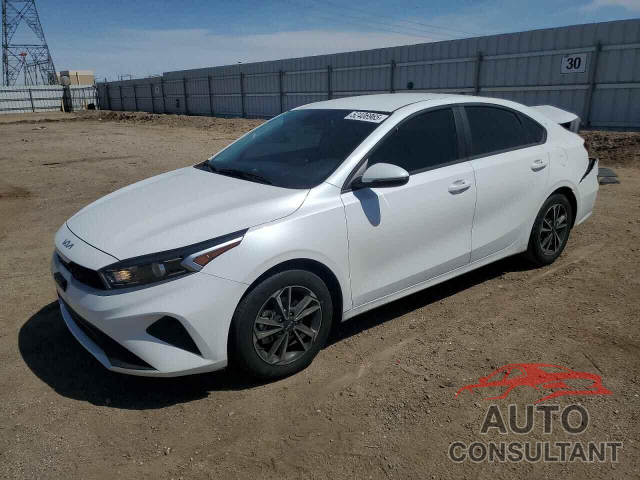 KIA FORTE 2023 - 3KPF24AD3PE579256