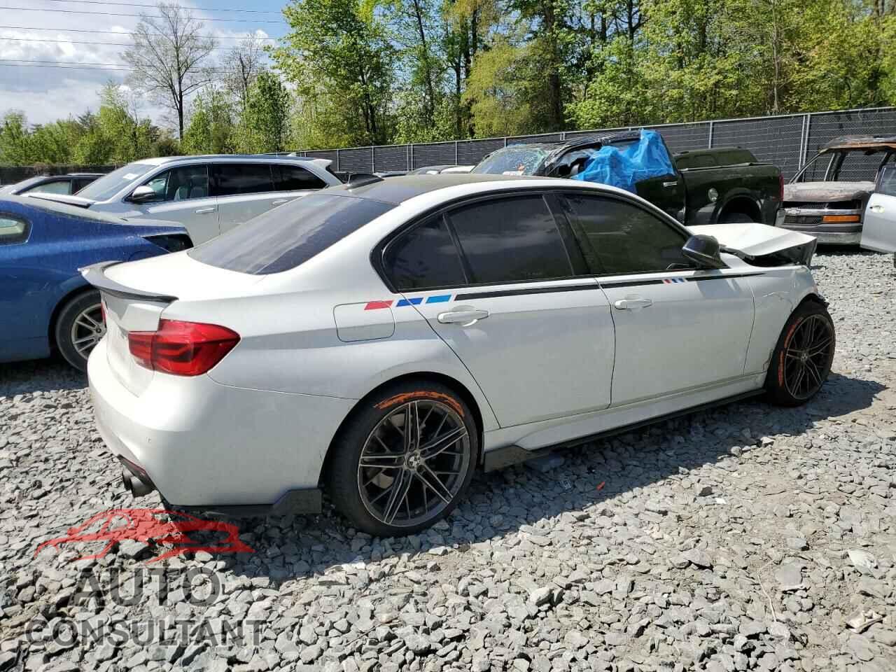 BMW 3 SERIES 2016 - WBA8E3G55GNU00010