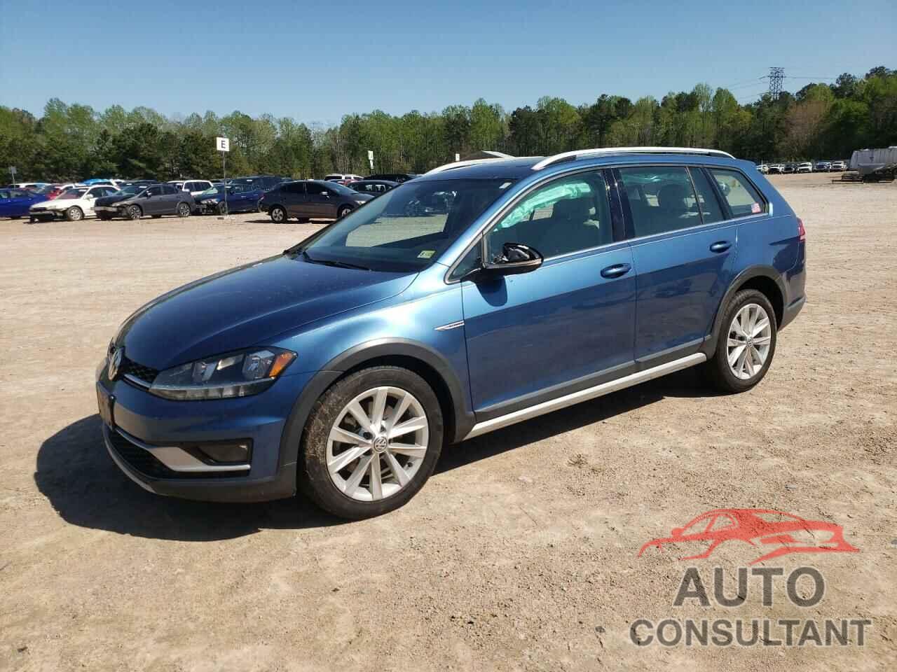 VOLKSWAGEN GOLF 2018 - 3VWH17AU7JM755183