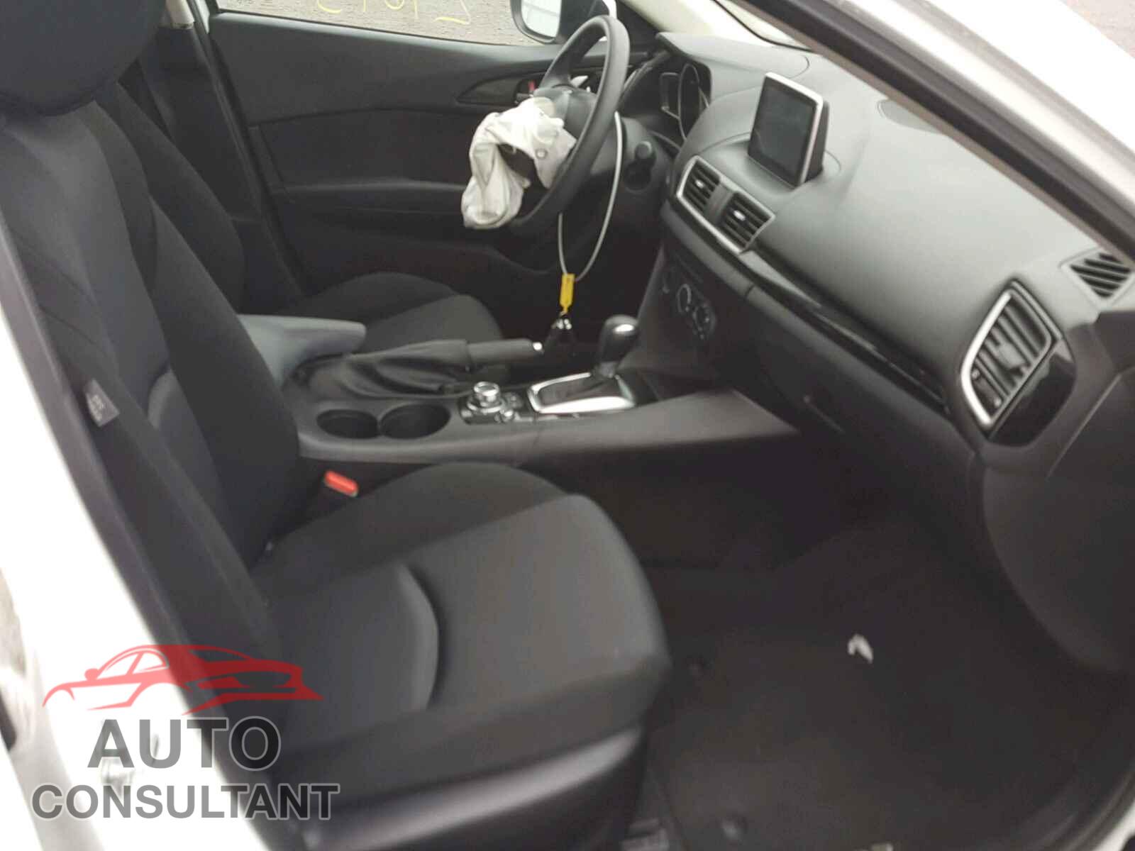 MAZDA 3 2015 - JM1BM1K71F1234681