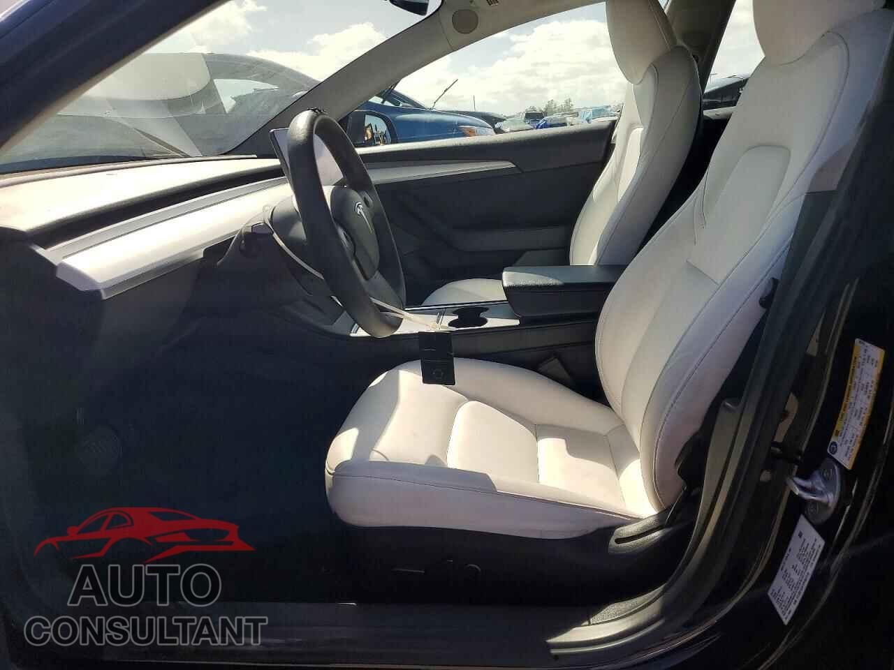 TESLA MODEL 3 2023 - 5YJ3E1EA1PF563155