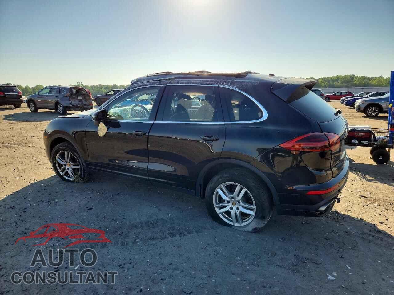 PORSCHE CAYENNE 2017 - WP1AA2A26HKA91660