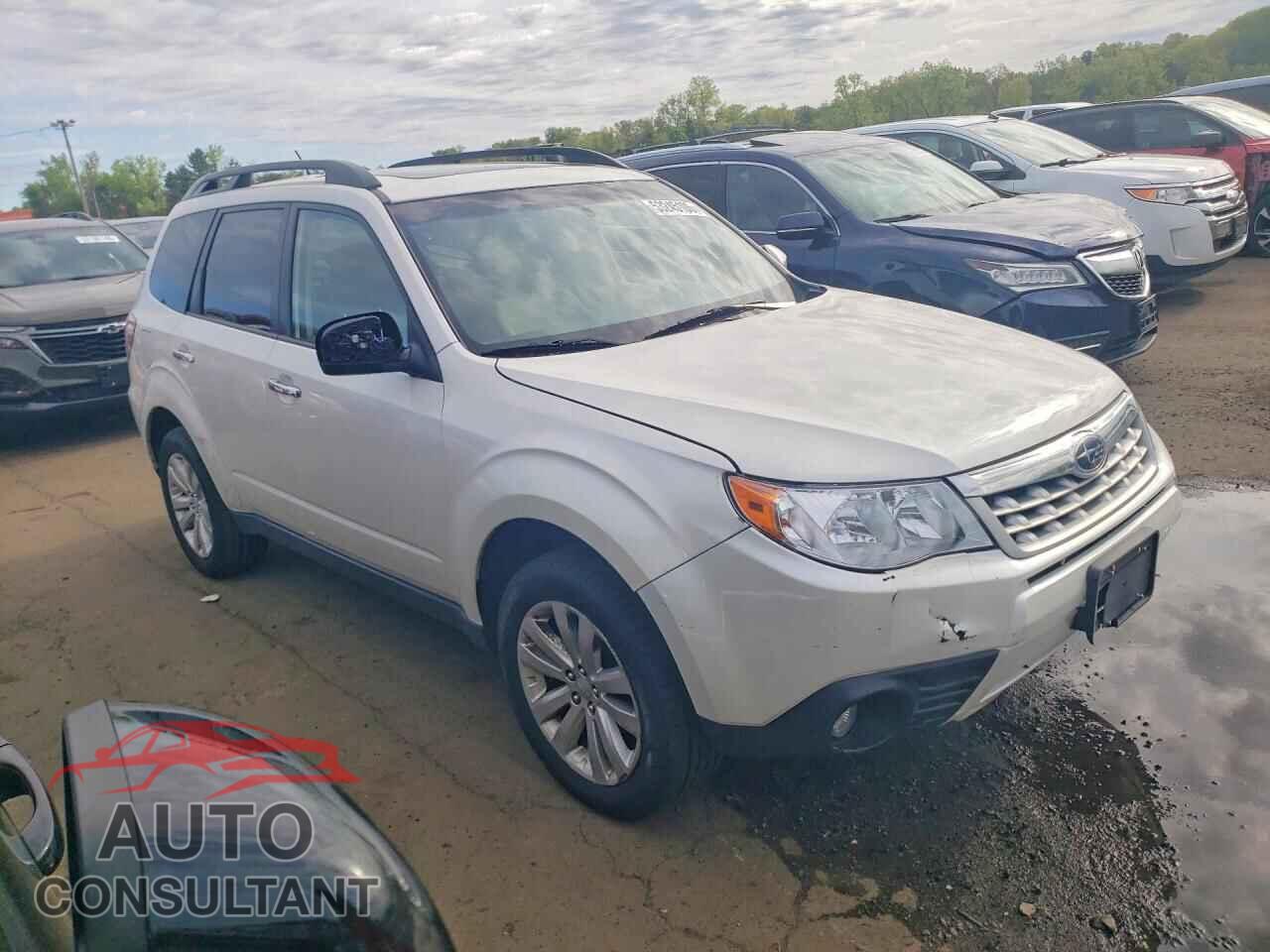 SUBARU FORESTER 2013 - JF2SHADC8DH443520