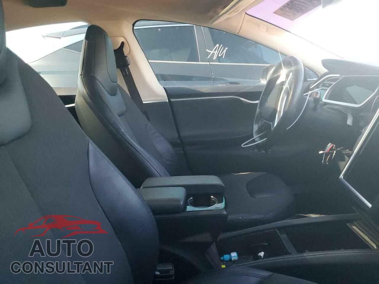 TESLA MODEL S 2013 - 5YJSA1CN3DFP20614