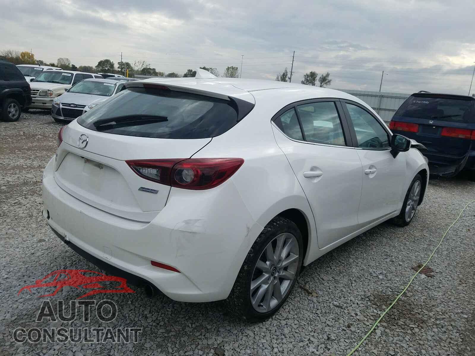 MAZDA 3 2017 - JM1BN1M38H1136208
