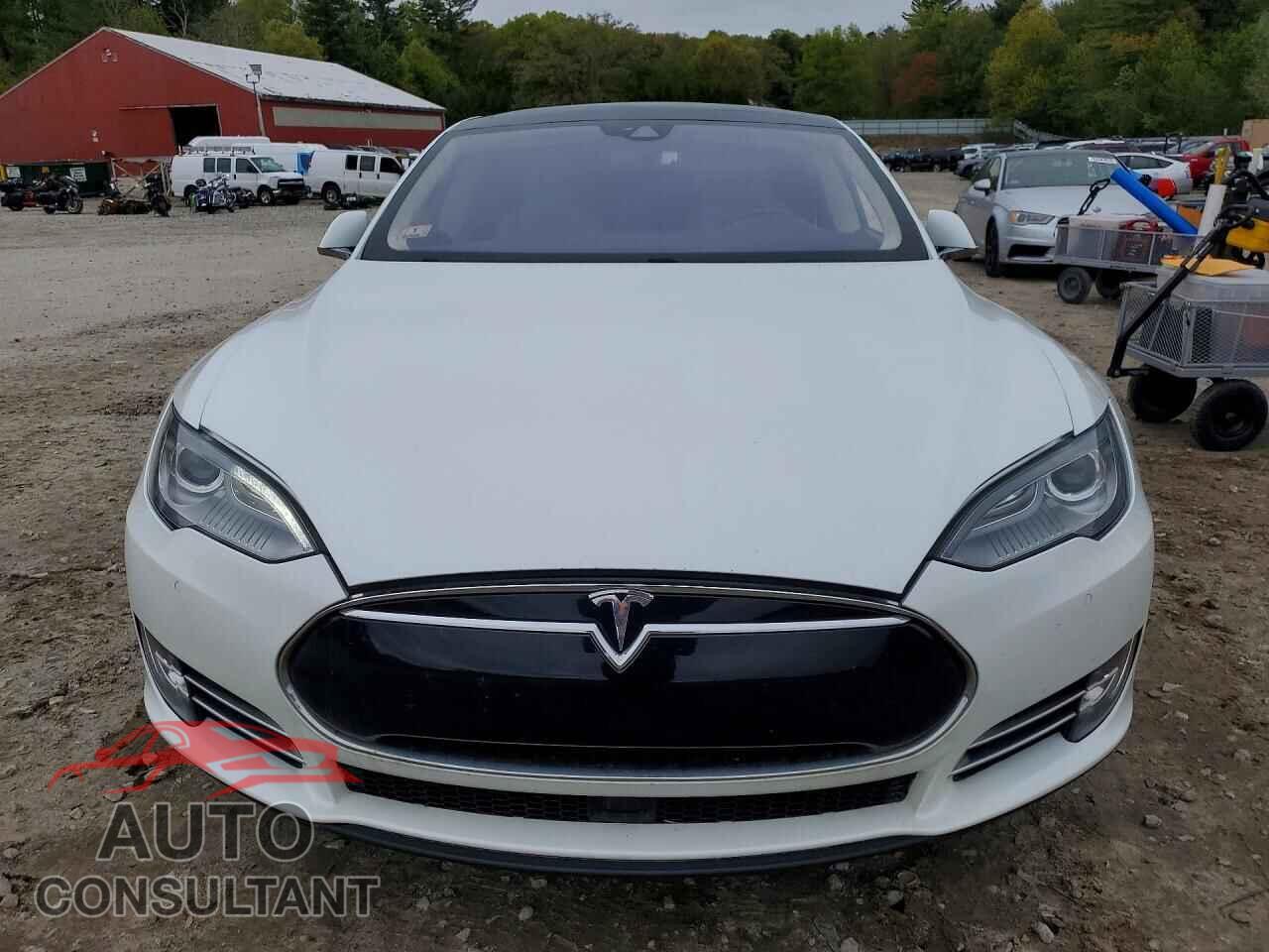 TESLA MODEL S 2015 - 5YJSA1V4XFF096690