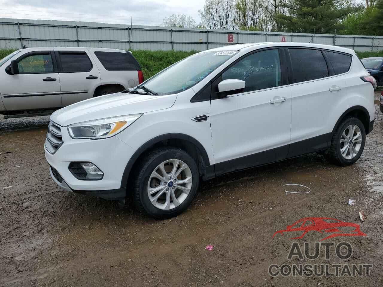 FORD ESCAPE 2017 - 1FMCU9GD9HUB07398