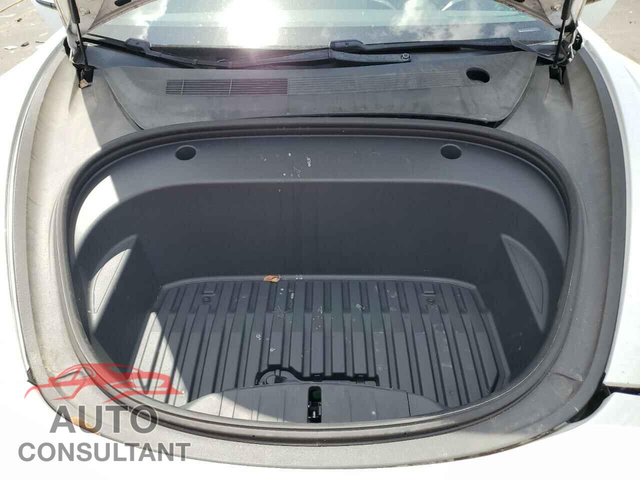 TESLA MODEL 3 2021 - 5YJ3E1EA2MF854713