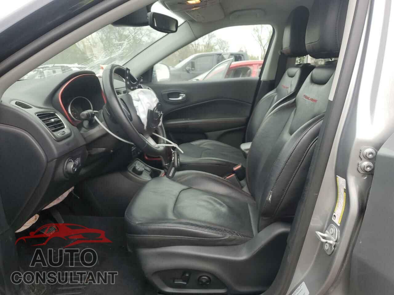 JEEP COMPASS 2017 - 3C4NJDDB6HT689305