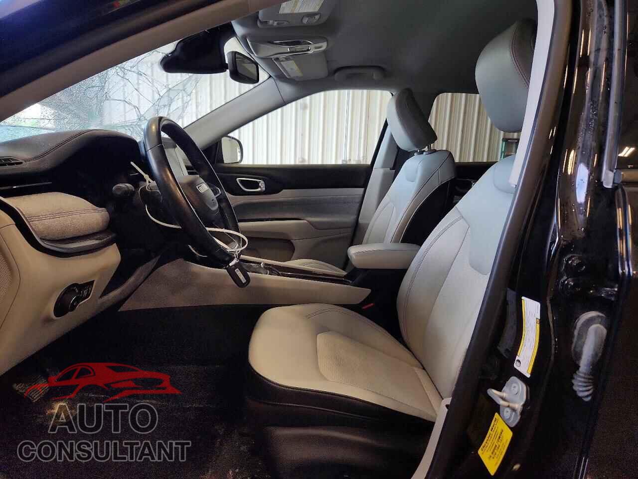 JEEP COMPASS 2022 - 3C4NJDBB4NT121021