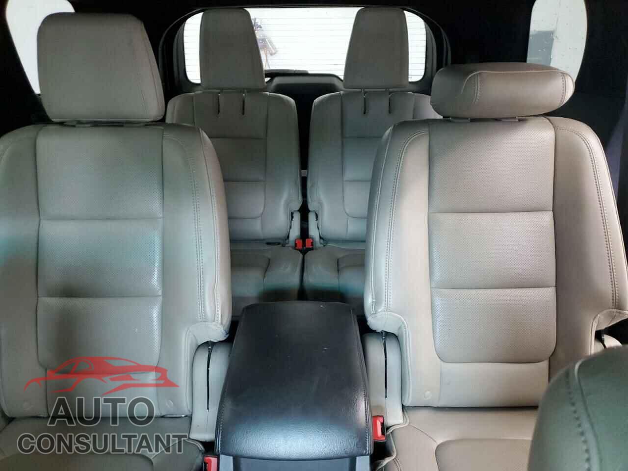 FORD EXPLORER 2011 - 1FMHK8F89BGA02618