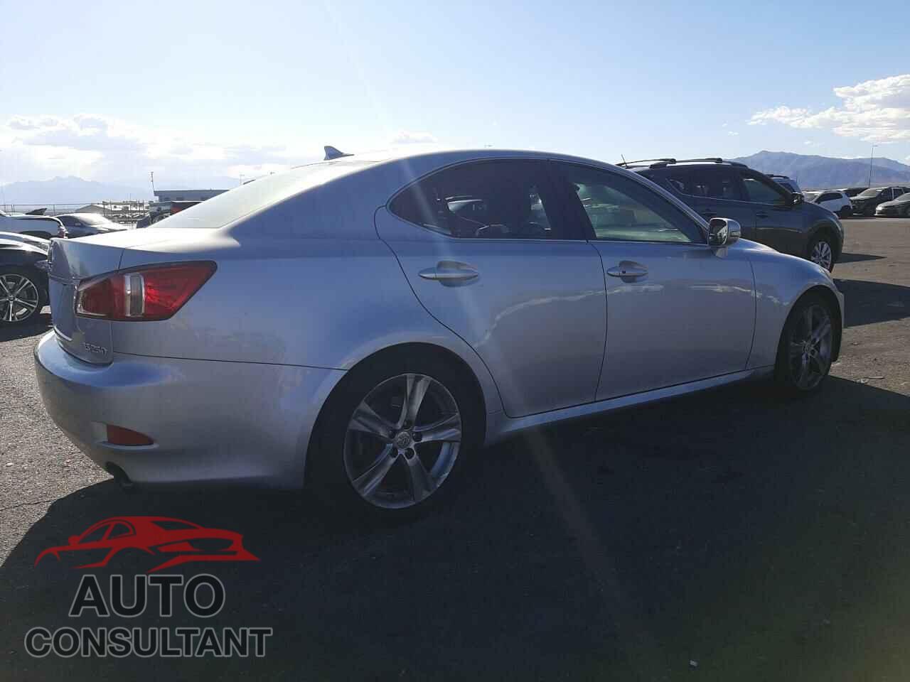 LEXUS IS 2011 - JTHBF5C27B5155960