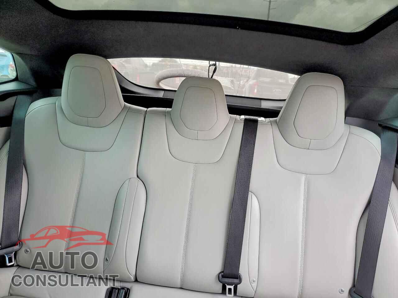 TESLA MODEL S 2016 - 5YJSA1E15GF152798